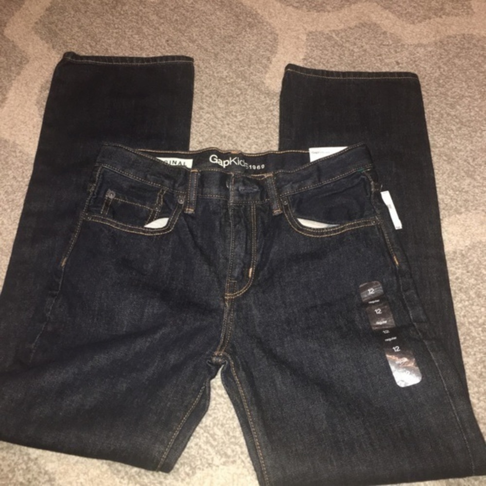 ☘️Brand new Gap boys jeans perfect for school!🔥
